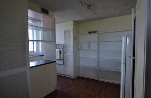 Parkville Apartment | Parklands Apartment - 2BR, views, among greenspace