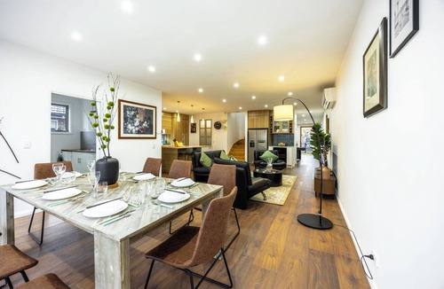 Braybrook House | Parkside Ember Home · 11P · Game Room · Park Views · Camp Fire · A/C