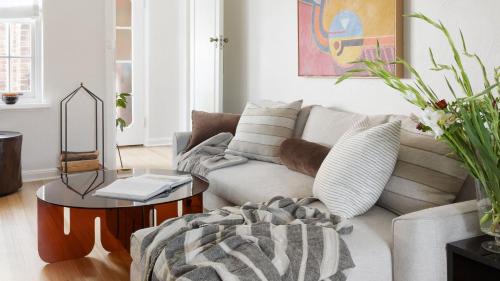 Middle Park Apartment | Parkside Escape in Middle Park
