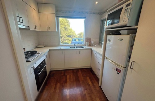 West Melbourne Apartment | Peace and Love 2 BDR Townhouse West Melbourne