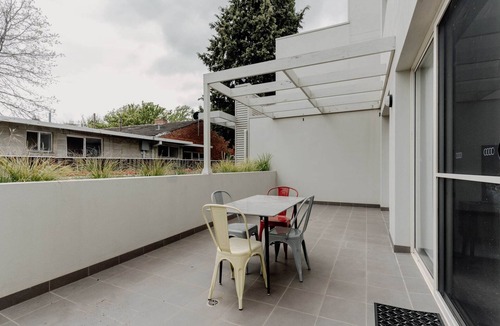 Turner Apartment | Peaceful 1-Bed Apartment Close to Lonsdale St