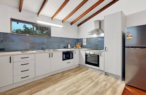 Bouvard Apartment | Peaceful 3-Bed Stay Near the Coast