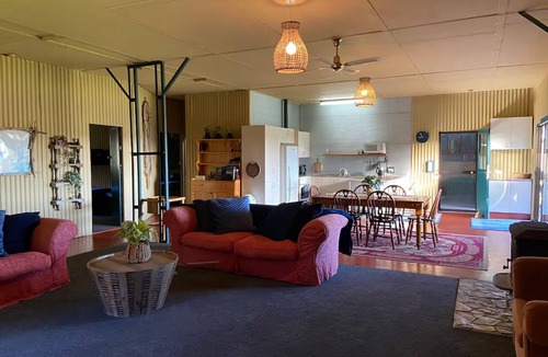 Lake Tyers Beach Other | Peaceful country home 5 minutes from the beach