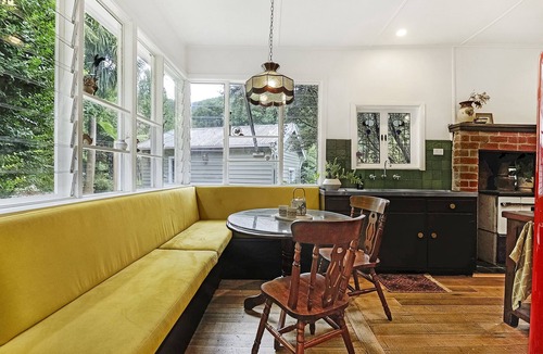 Warburton Cottage | Peaceful riverside cottage in the perfect location