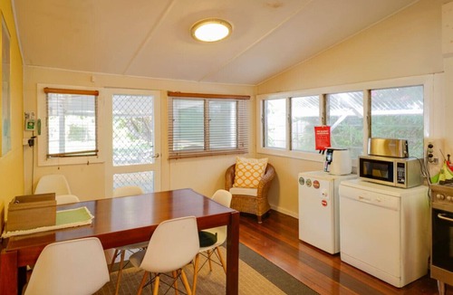Busselton House | Pebbles by the Bay - Quaint Central Busselton