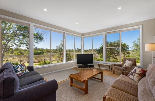 St Leonards House | Pelican Point