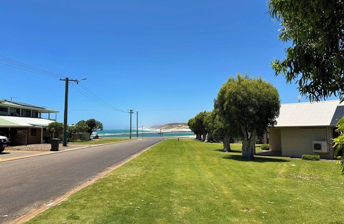 Kalbarri Villa | Pelican Shore Villa 19 - Kalbarri WA