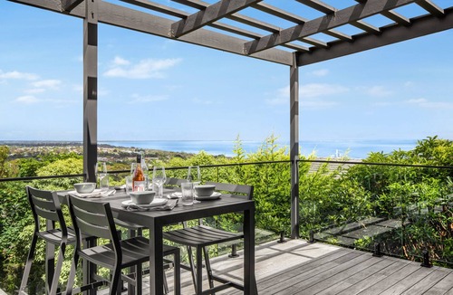 McCrae House | Peninsula Black Diamond- the epitome of style and elegance in McCrae.