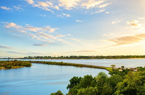 East Ballina Apartment | Penthouse | Front-Row 180° Bay & Ocean Views