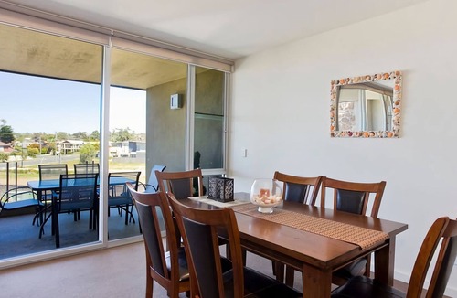 Torquay Apartment | Penthouse located at the Beach front resort