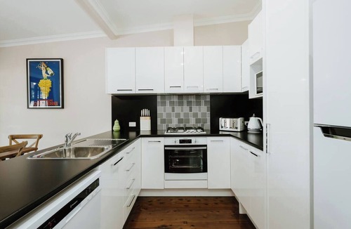 Central Mudgee Cottage | Percys Cottage Storybook Heritage Charm in Town