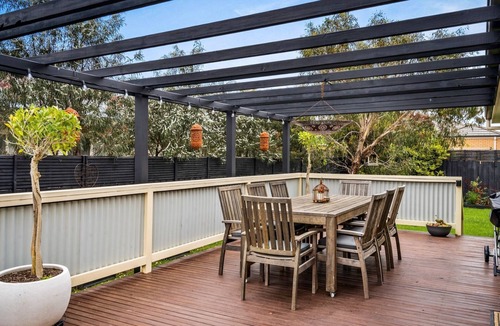Cowes House | Perfect family getaway, walk to beach and boat ramp.