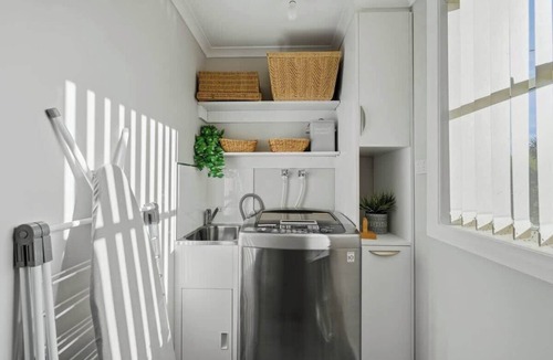 Legana House | Perfect For Families and Small Groups