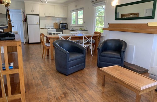 Low Head House | Perfect seaside cottage