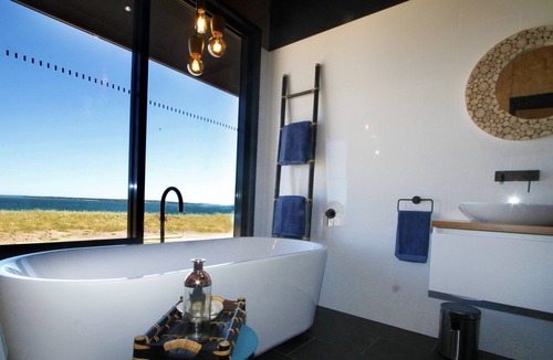 Finlayson Hotel | Perlubie Sea