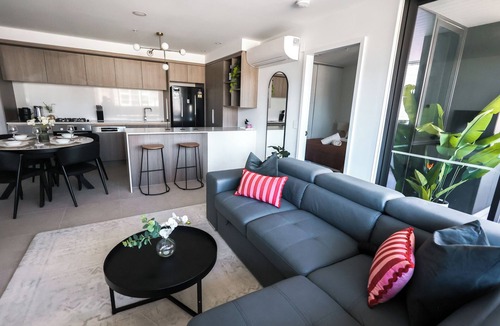 Perth Central Business District Apartment | Perth City Hub Opp Arena, Gym, Pool, Free Parking