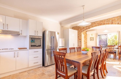 Nelson Bay House | Pet friendly 24 Irawari Crescent - pool, air con, boat parking