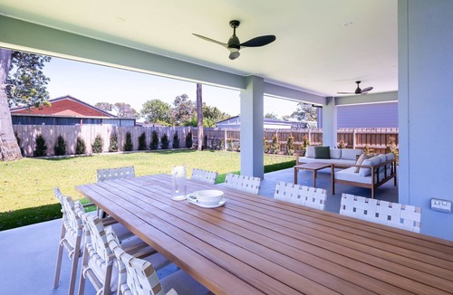 Tootgarook House | Pet Friendly - Arcadia by the Beach