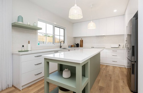 Capel Sound House | Pet Friendly - Cape Cod in Capel Sound