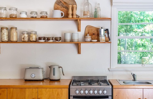 Merricks Beach House | Pet Friendly - Chilled Vibes at Merricks Beach