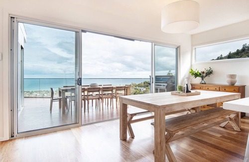 McCrae House | Pet Friendly - Cook's Lookout McCrae