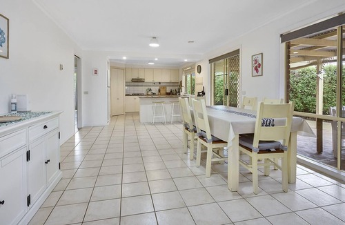 Capel Sound House | Pet-friendly Family Retreat/ Capel Sound, VIC