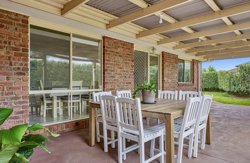 Capel Sound House | Pet-friendly Family Retreat/ Capel Sound, VIC