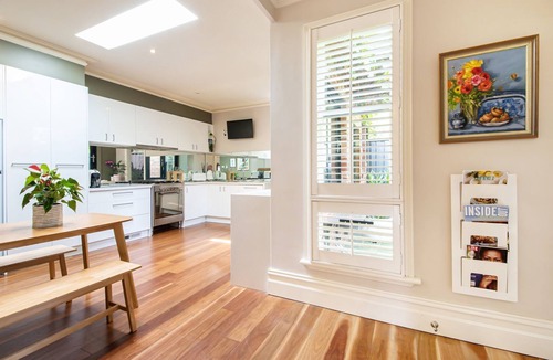 St Kilda House | Pet Friendly - Graceful Octavia - The perfect getaway