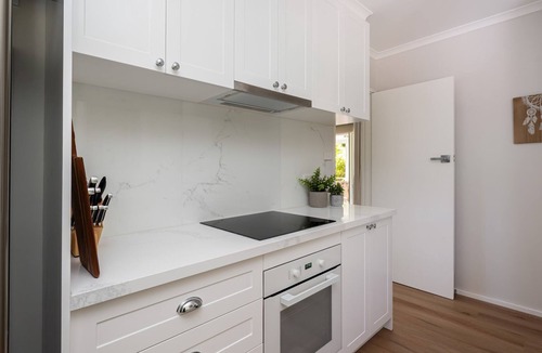 Frankston South House | Pet Friendly - Southside Sands, Frankston South