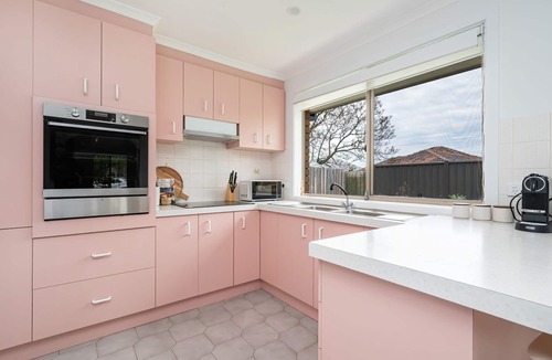 Altona House | Pet Friendly - Westside Lake and Bay - Altona