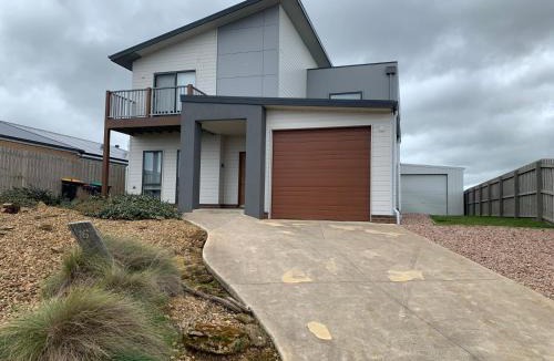 Peterborough House | Peterborough Getaway