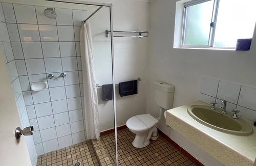 Katherine Hotel | Pine Tree Motel