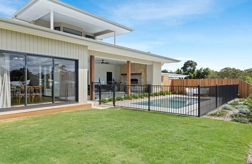 Pokolbin House | Pirama - The Vintage Holiday Houses