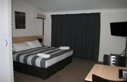 Gunnedah Hotel | Plains Motor Inn