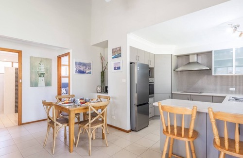 Nelson Bay Apartment | Plattens, 2/15 Kurrawa Close - great duplex so close to the water