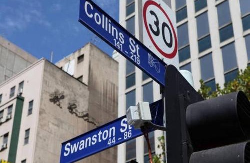Melbourne Central Business District Apartment | Pleasant City Stay on Collins
