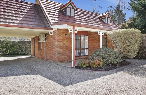 Bright House | Plum Pines Bright