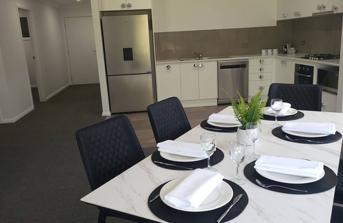 Hillvue Hotel | Plumes a CH Boutique Hotel & Apartments, an Ascend Collection Hotel