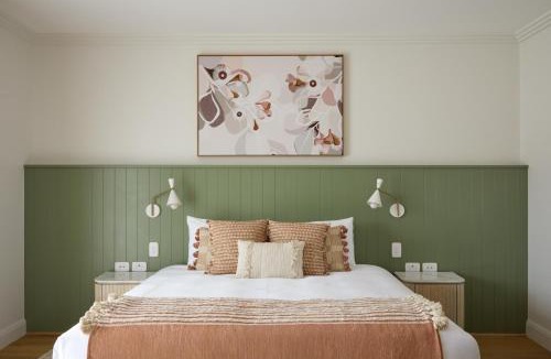 Hillvue Hotel | Plumes by CH Boutique & Apartments, an Ascend Collection Hotel