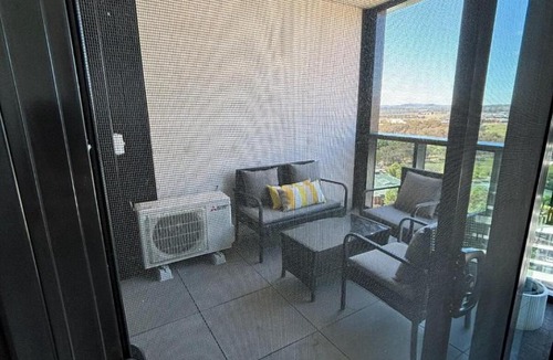 Belconnen Apartment | Plush at Nightfall 1 bedroom Free parking, wifi