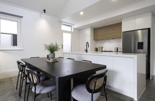 Elwood House | Poets Corner Elegant & Historic Home in Elwood