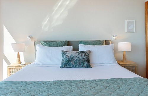 Apollo Bay Villa | Point of View Villa 5 of 5 Absolute Ocean Views
