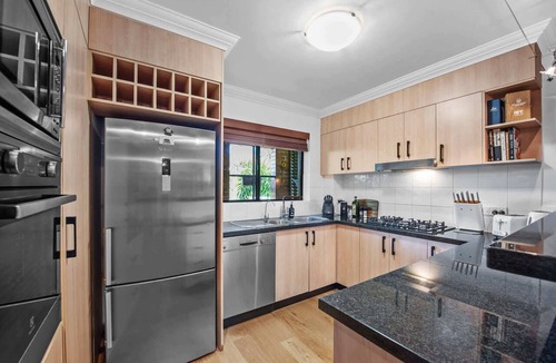 Teneriffe Apartment | Point Peninsula - 2Bed-2Bath-Car-Pool - Teneriffe
