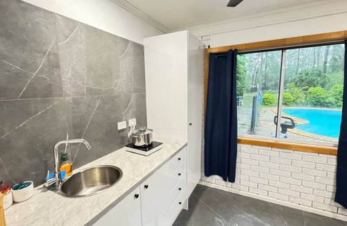 Marsden House | Pool House with 3 BDR 2 A/C
