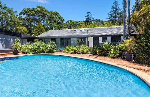 Culburra Beach House | Pool Oasis - Swimming Pool - 10 Mins Walk to Beach
