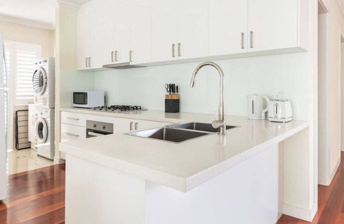 Killara House | Pool*Spa*Home Theatre*Gym*4 Bedroom 4 Bathroom House