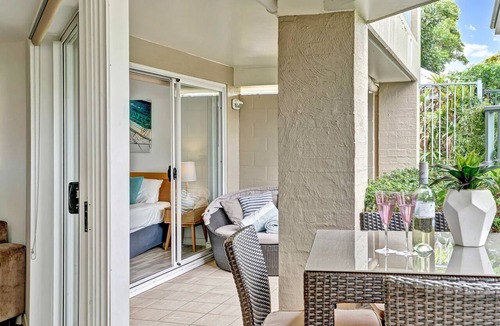 Palm Beach Apartment | Poolside - Iluka - Palm Beach by Beach Stays