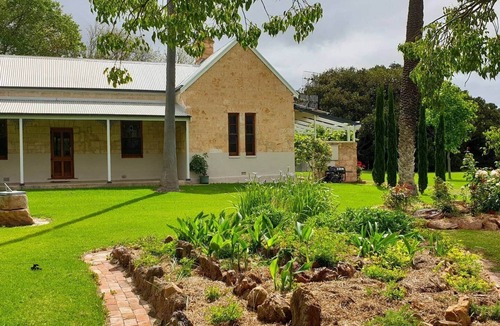 Warrow House | Poona Farm Estate - The Cottage