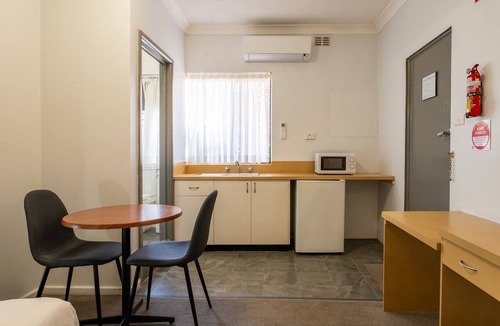 Port Macquarie Hotel | Port Aloha Motel