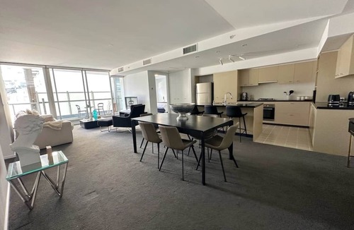 Port Melbourne Apartment | Port Melbourne Luxe Escape 2 Bed, 2 Bath, Pool, Balcony